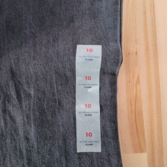 Old Navy High Rise Pixie Flare Pants Women 10 Black Secret Smooth Pocket Stretch - Picture 4 of 5